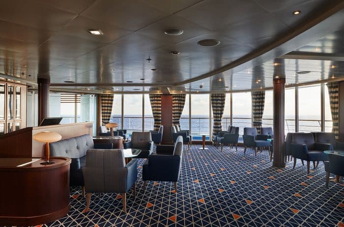 Silversea Cruises - Silver Whisper - Observation Lounge 1.jpg
